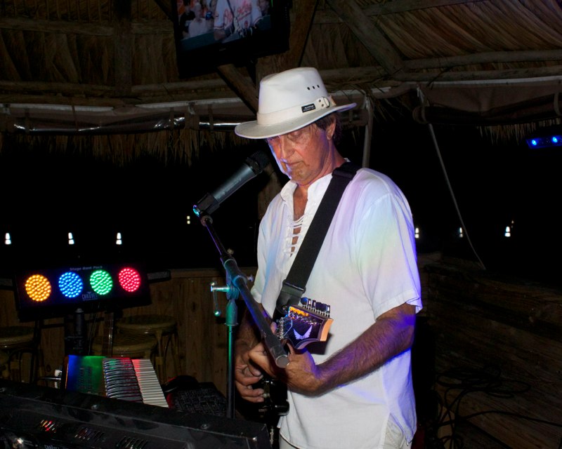 Bobby Smith at Ka Tiki -18